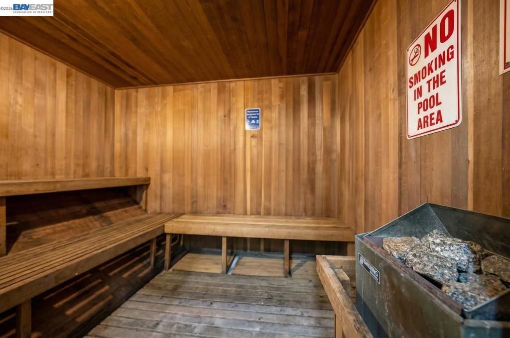 Image 30 of property listing at 39931 Cedar Blvd 309, Newark, CA 94560