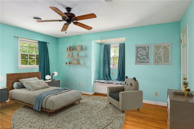 2021 Sunnybrook Drive, Burlington, NC 27215