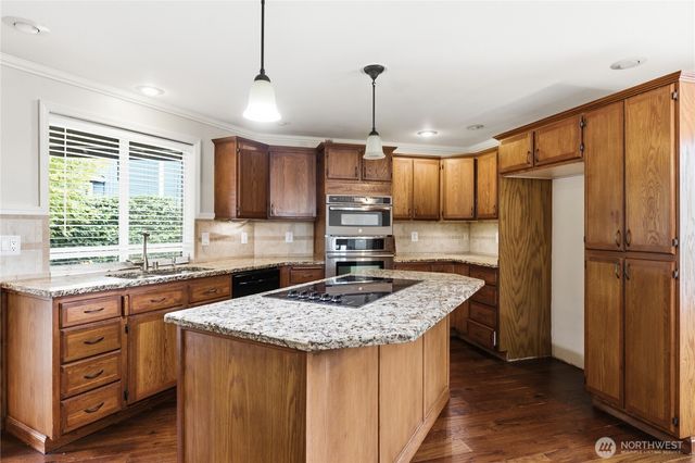 19210 106th Avenue Ct E, Graham, WA 98338