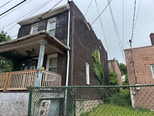 2462 Scott Way, Swissvale, PA 15218