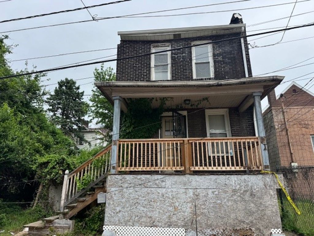 2462 Scott Way, Swissvale, PA 15218