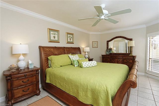 6810 Sand Pointe CIR 4.26, Naples, FL 34108
