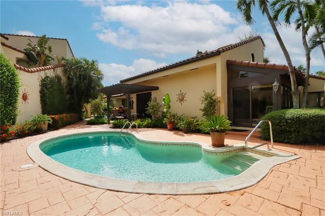 6810 Sand Pointe CIR 4.26, Naples, FL 34108