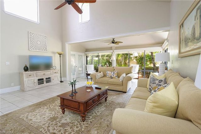 6810 Sand Pointe CIR 4.26, Naples, FL 34108