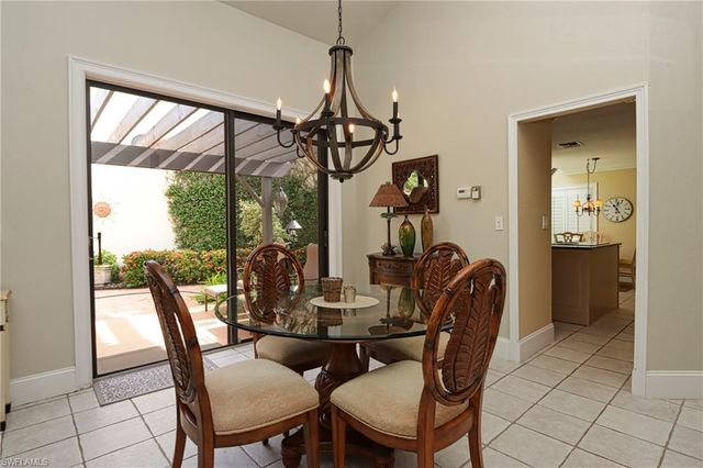 6810 Sand Pointe CIR 4.26, Naples, FL 34108