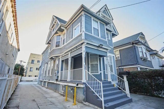 1840 W 11th Place, Los Angeles, CA 90006