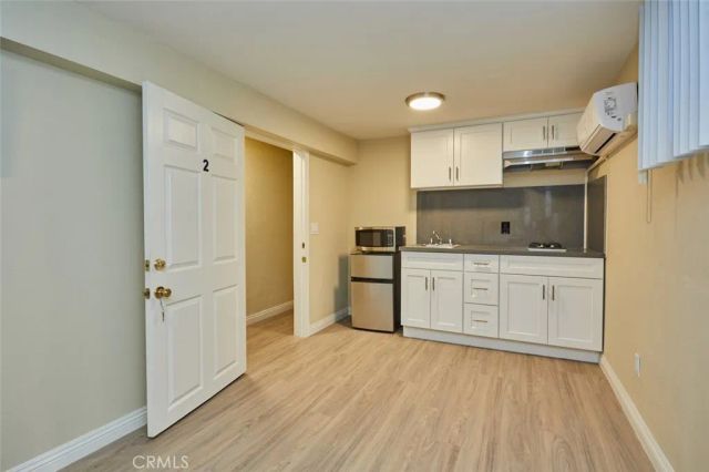 1840 W 11th Place, Los Angeles, CA 90006