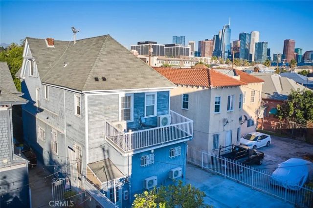 1840 W 11th Place, Los Angeles, CA 90006