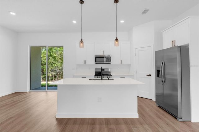 9651 W PINEVIEW WAY, Dunnellon, FL 34434
