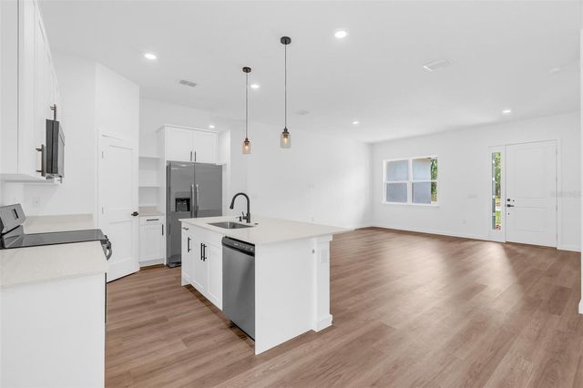 9651 W PINEVIEW WAY, Dunnellon, FL 34434