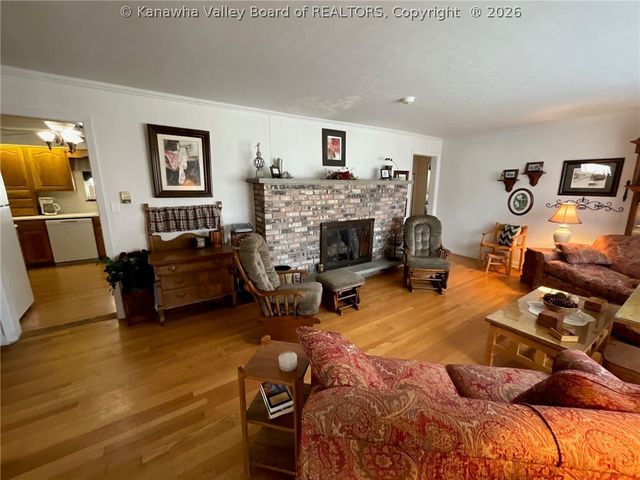 1330 Valentines Circle, Nitro, WV 25143