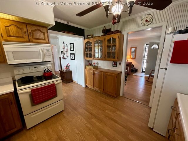 1330 Valentines Circle, Nitro, WV 25143