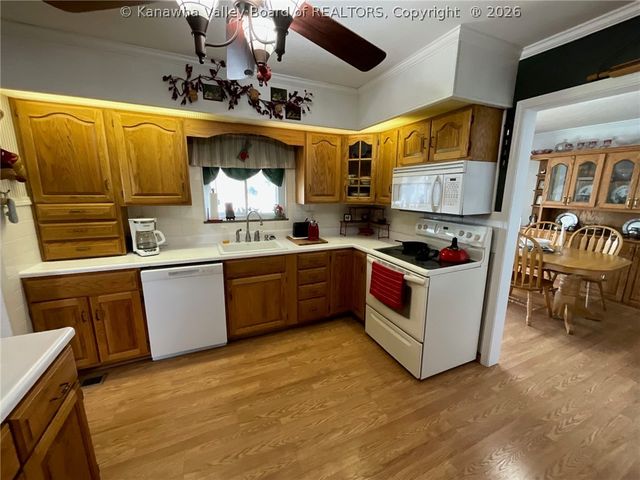 1330 Valentines Circle, Nitro, WV 25143