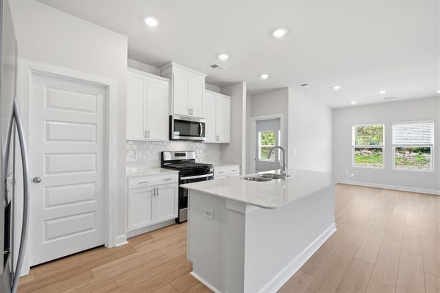 713 Parry Court, Woodruff, SC 29388