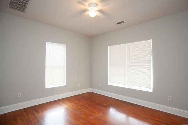 3709 W 12 Street, Little Rock, AR 72204