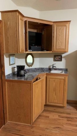 21050 Uvas Road, Morgan Hill, CA 95037