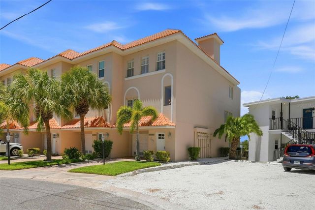 200 BRIGHTWATER DRIVE 10, Clearwater Beach, FL 33767