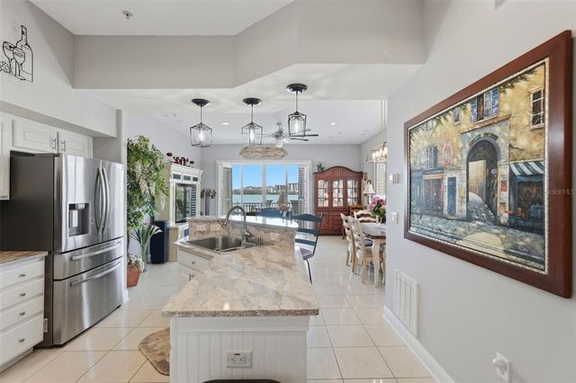 200 BRIGHTWATER DRIVE 10, Clearwater Beach, FL 33767