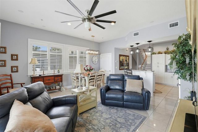 200 BRIGHTWATER DRIVE 10, Clearwater Beach, FL 33767