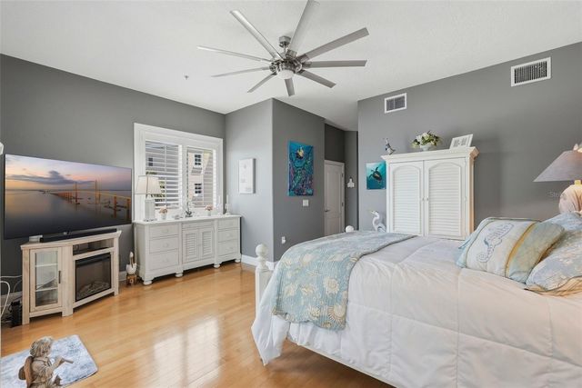 200 BRIGHTWATER DRIVE 10, Clearwater Beach, FL 33767