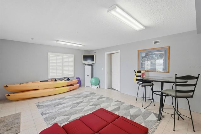200 BRIGHTWATER DRIVE 10, Clearwater Beach, FL 33767