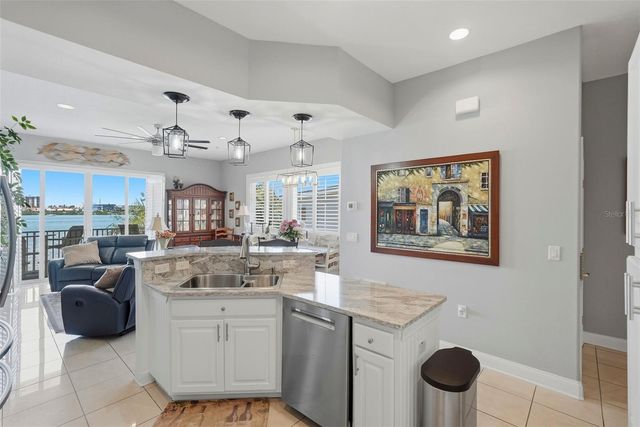 200 BRIGHTWATER DRIVE 10, Clearwater Beach, FL 33767