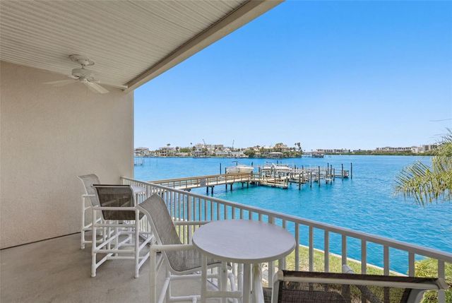 200 BRIGHTWATER DRIVE 10, Clearwater Beach, FL 33767