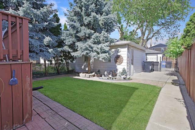 3051 N MASON Avenue, Chicago, IL 60634