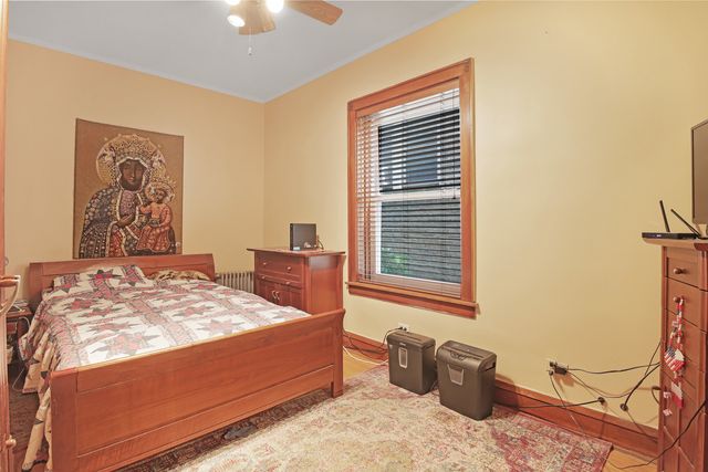 3051 N MASON Avenue, Chicago, IL 60634