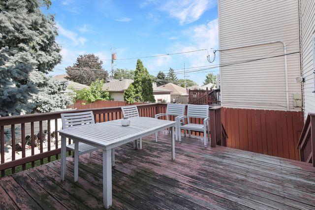 3051 N MASON Avenue, Chicago, IL 60634