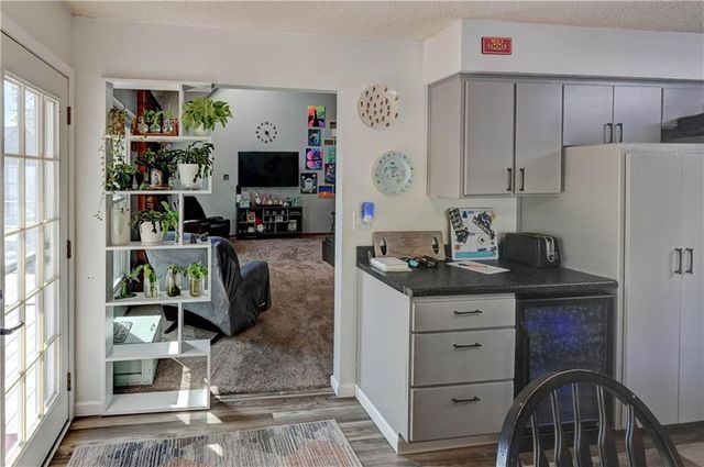 1510 SW 19th Street, Blue Springs, MO 64015