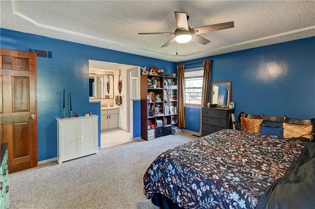 1510 SW 19th Street, Blue Springs, MO 64015