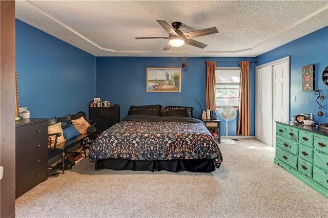 1510 SW 19th Street, Blue Springs, MO 64015