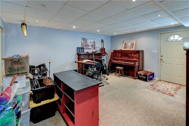 1510 SW 19th Street, Blue Springs, MO 64015