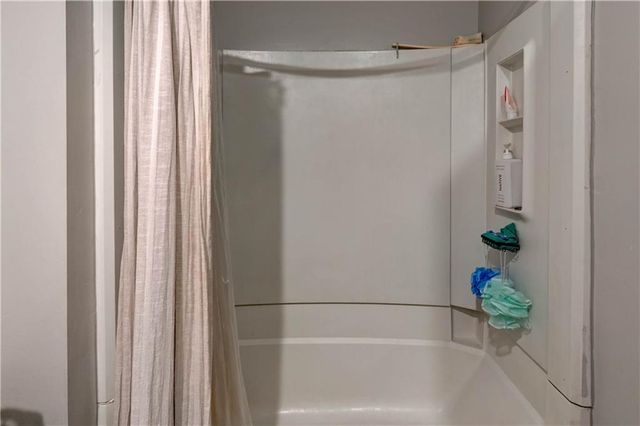 1510 SW 19th Street, Blue Springs, MO 64015