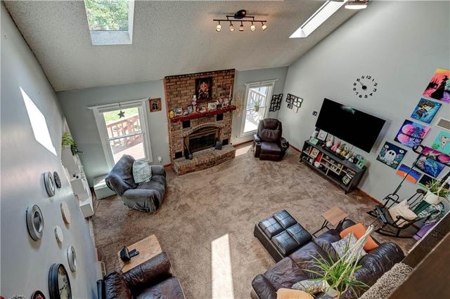 1510 SW 19th Street, Blue Springs, MO 64015