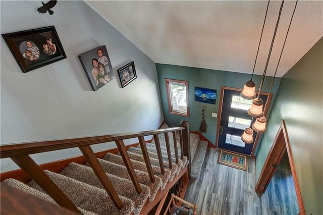 1510 SW 19th Street, Blue Springs, MO 64015