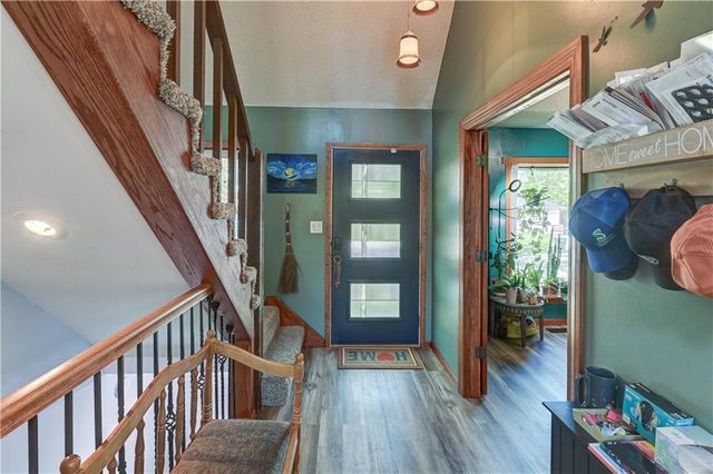 1510 SW 19th Street, Blue Springs, MO 64015
