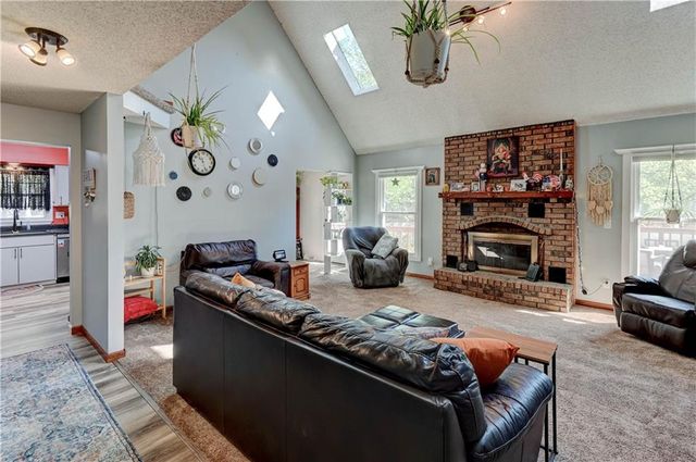 1510 SW 19th Street, Blue Springs, MO 64015