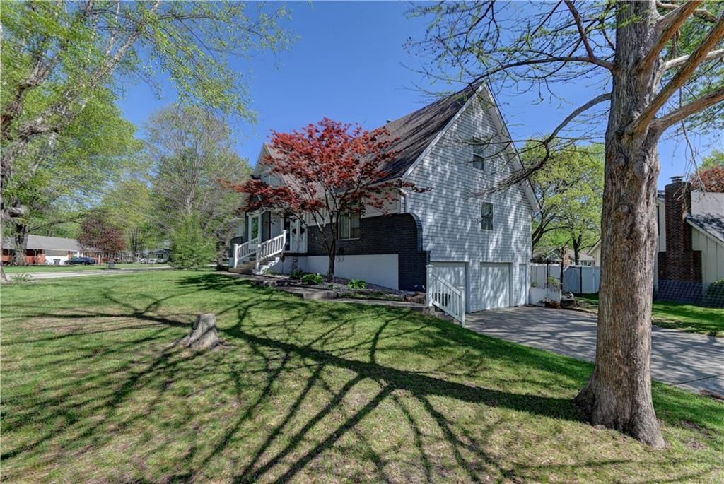 1510 SW 19th Street, Blue Springs, MO 64015