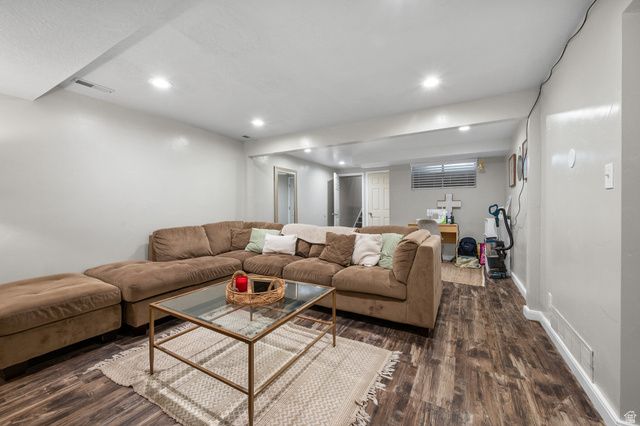 1937 E 5625 S, South Ogden, UT 84403