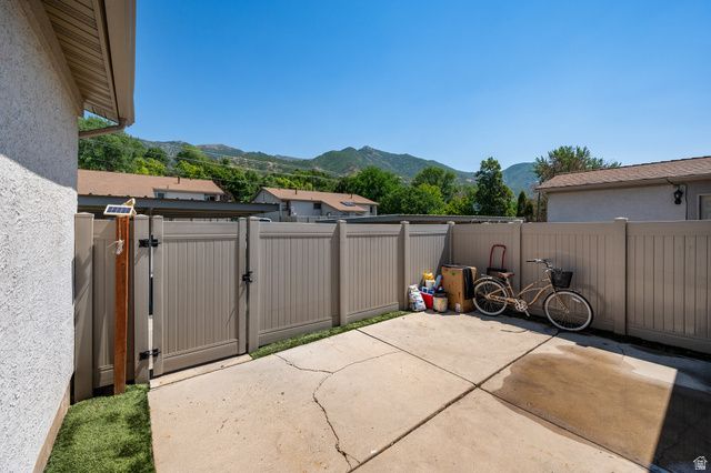 1937 E 5625 S, South Ogden, UT 84403