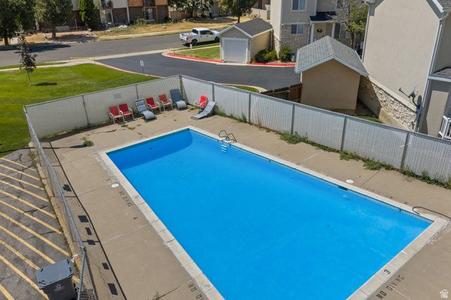 1937 E 5625 S, South Ogden, UT 84403