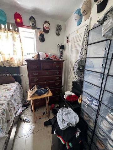 4265 SW 51st St, Dania Beach, FL 33314