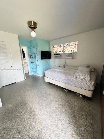 4265 SW 51st St, Dania Beach, FL 33314