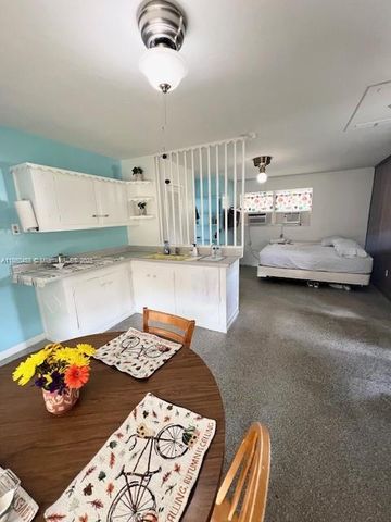 4265 SW 51st St, Dania Beach, FL 33314