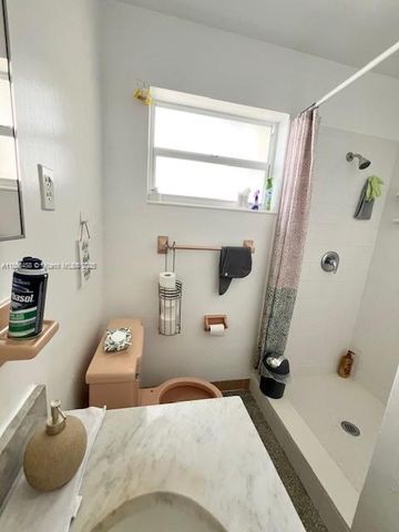 4265 SW 51st St, Dania Beach, FL 33314