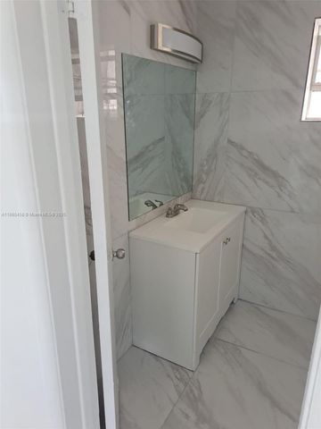 4265 SW 51st St, Dania Beach, FL 33314