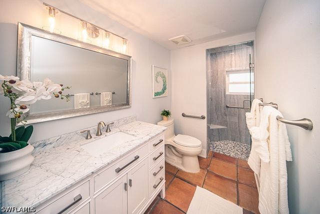 374 14th AVE S, Naples, FL 34102