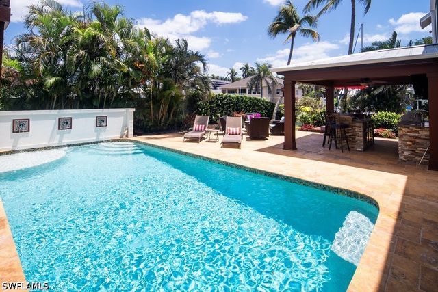 374 14th AVE S, Naples, FL 34102